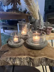 Windlicht aus Basanit mit Glas – 12,5 cm Ø 