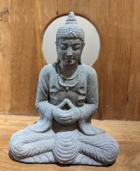 Sitting buddha, Thai, 28 cm H | Form stone / carved, handcrafted 