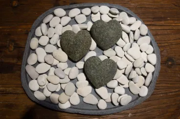 kleine Stein-Herzen, ca. 8 cm 3er-Set