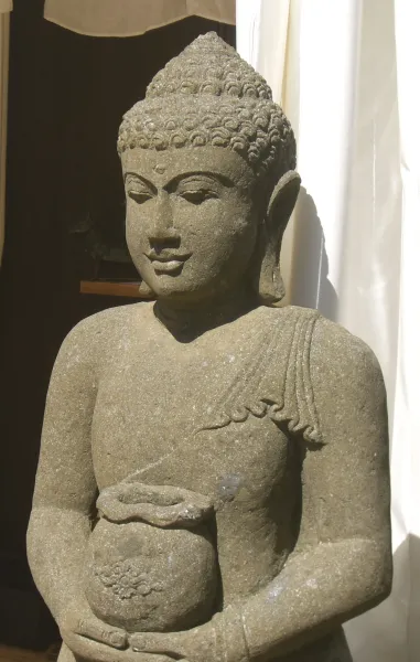 Buddha-Figur, stehend, ca. 100 cm hoch 