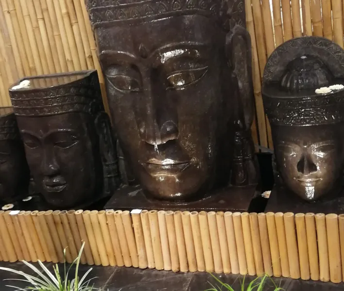 Bambus-Element Palettenabdeckung, starr, gelb-braun (Apus). Durchmesser 3-5cm 123 x 120 cm Höhe. 