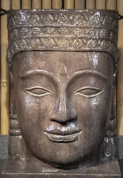 Khmer-Kopf mit Sockel als Wasserspiel, 75 cm 